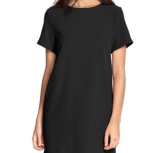 Felicity & CoCo Devery Crepe Shift Dress Size XS